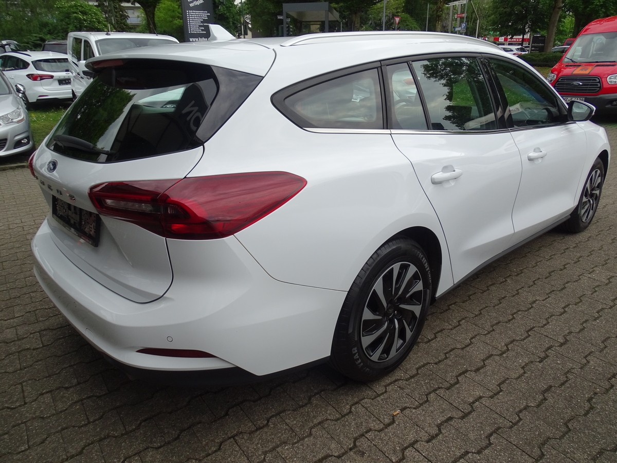 Ford Focus 1.0 EcoBoost Turnier Titanium 