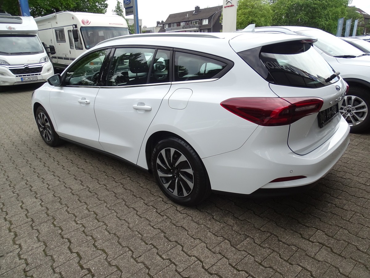 Ford Focus 1.0 EcoBoost Turnier Titanium 