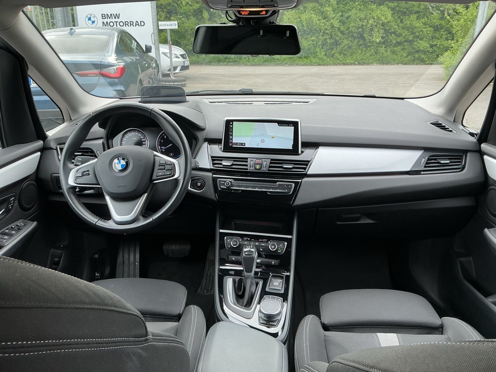 BMW 225 IPERFORMANCE ACTIVE TOURER NAVI PLUS SPORTSITZE HUD ALARM PARKASSIST