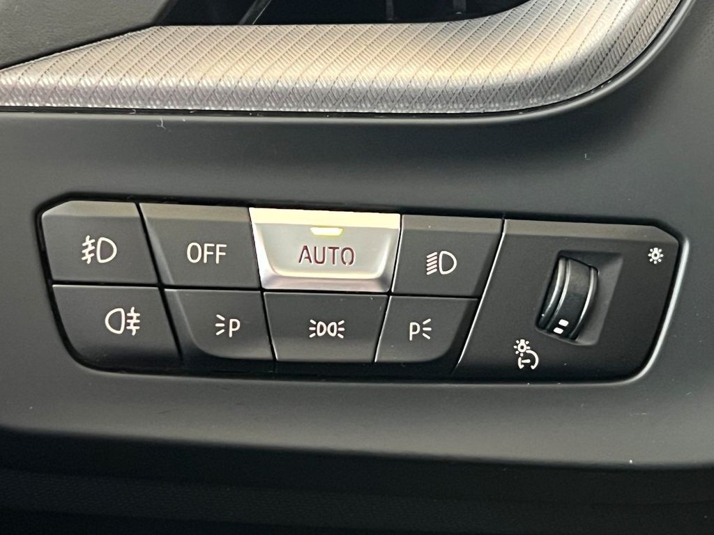 BMW 118 d M Sport PANO*NAVI*CARPLAY*KAMERA*APP*S+LHZ
