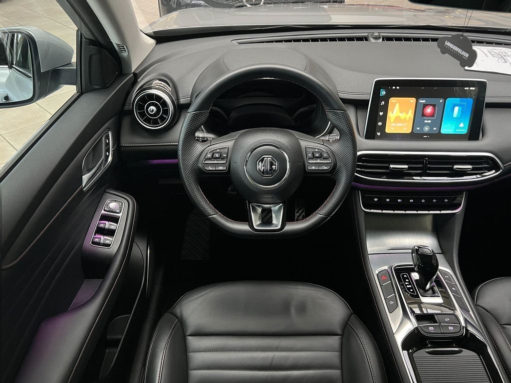 MG HS Luxury*ACC*360°*PANO*SHZ*NAV*CARPLAY*AMBIENT