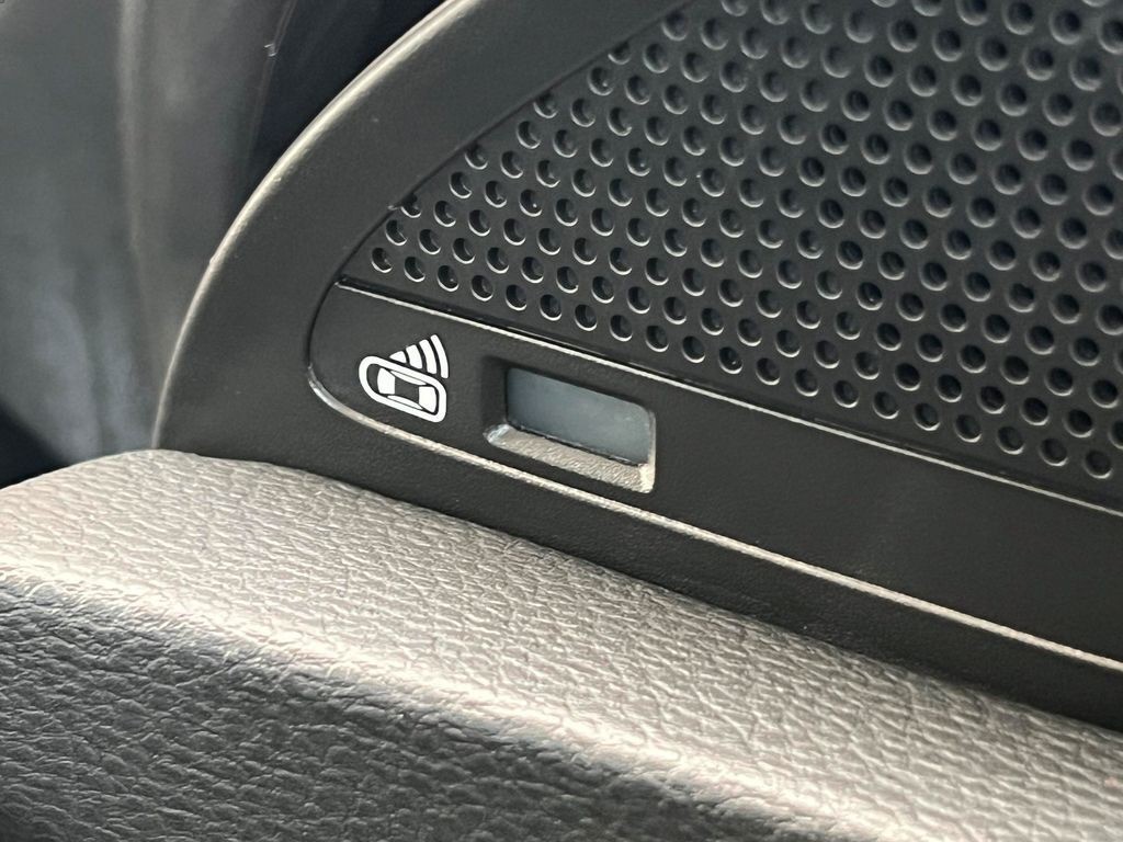 MG HS Luxury*ACC*360°*PANO*SHZ*NAV*CARPLAY*AMBI