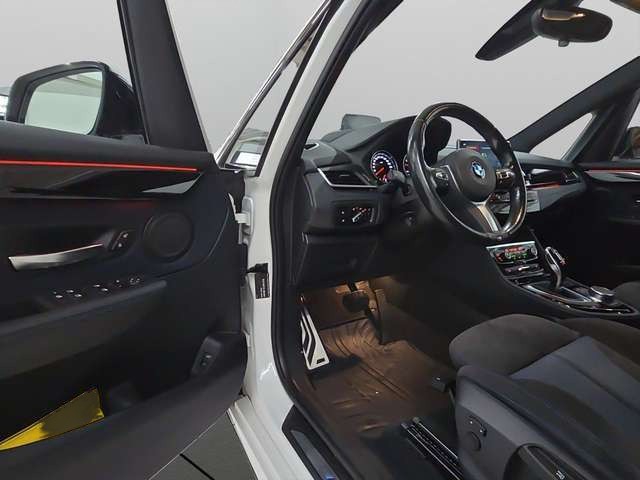 BMW 220 i Gran Tourer M Sport *PANO*AHK*HUD*LED*SHZ*