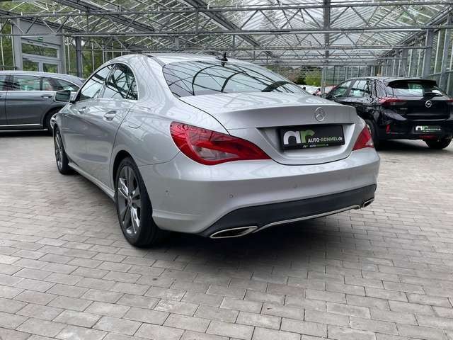 Mercedes-Benz CLA 200 Urban DCT Navi AgilityControl SH Assist