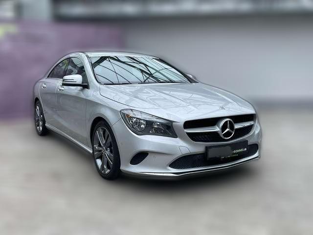 Mercedes-Benz CLA 200 Urban DCT Navi AgilityControl SH Assist