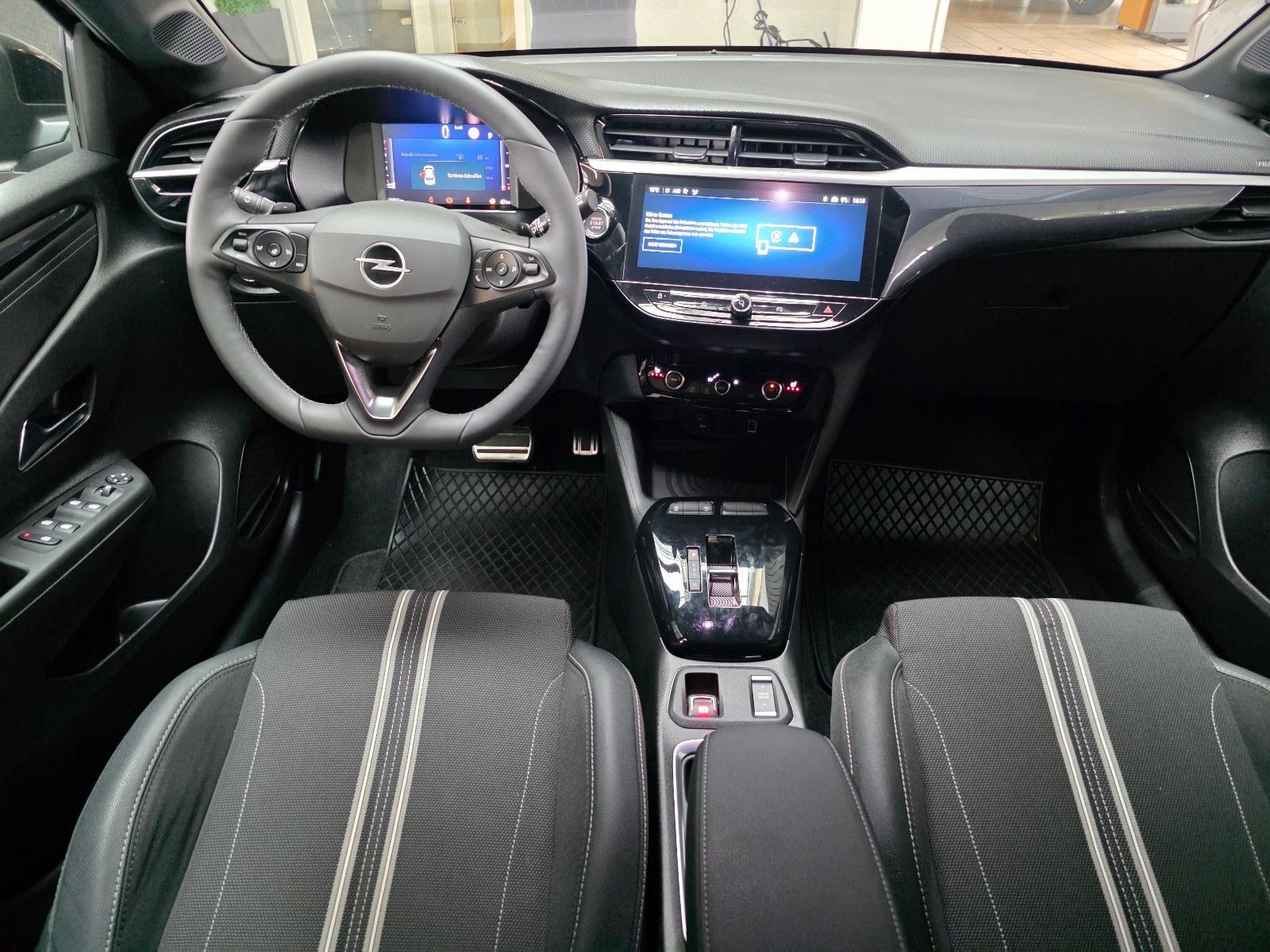 Opel Corsa F GS Automatik ,Navi,SHZ,RFK,Allwetter