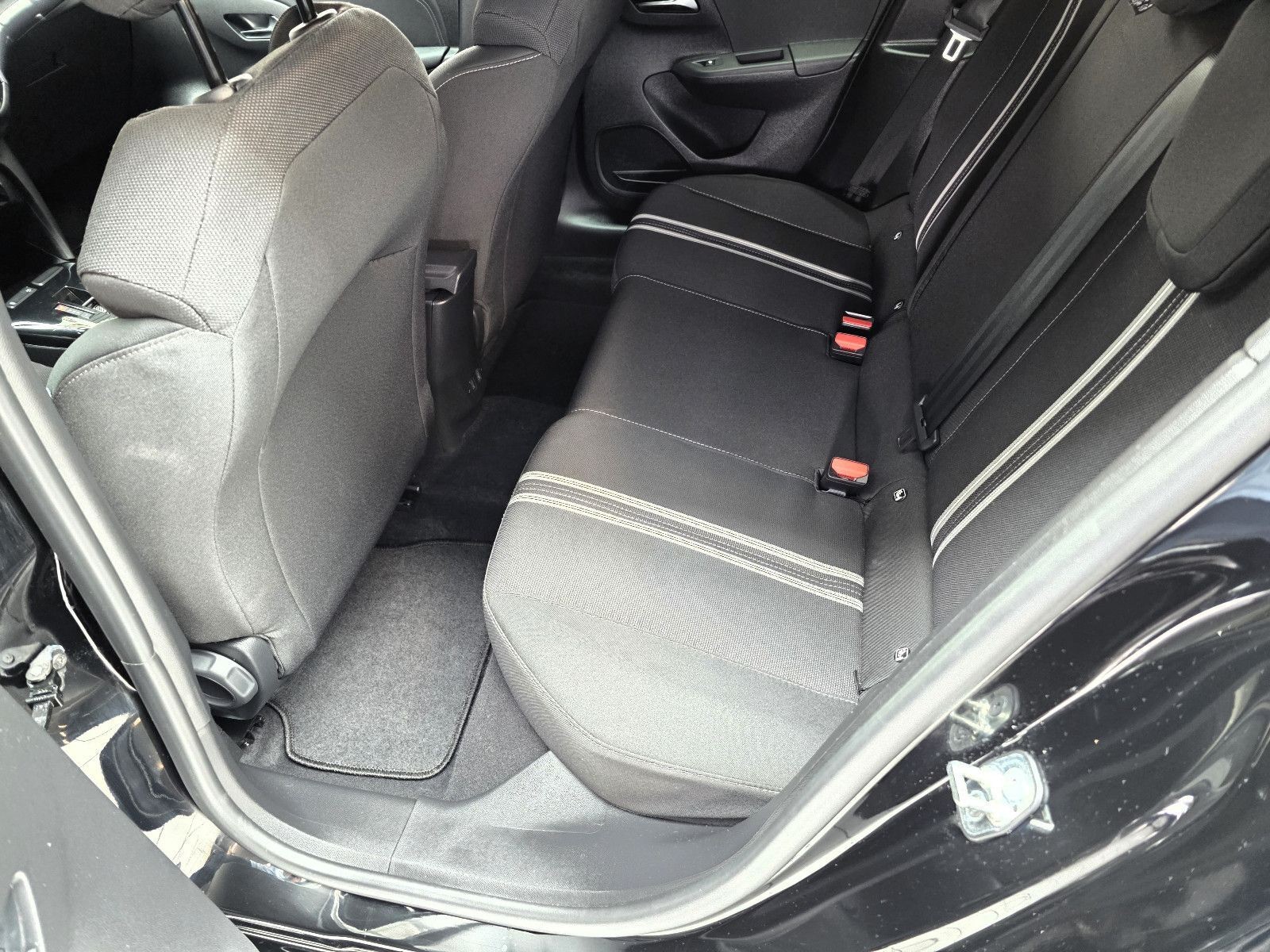 Opel Corsa F GS Automatik ,Navi,SHZ,RFK,Allwetter