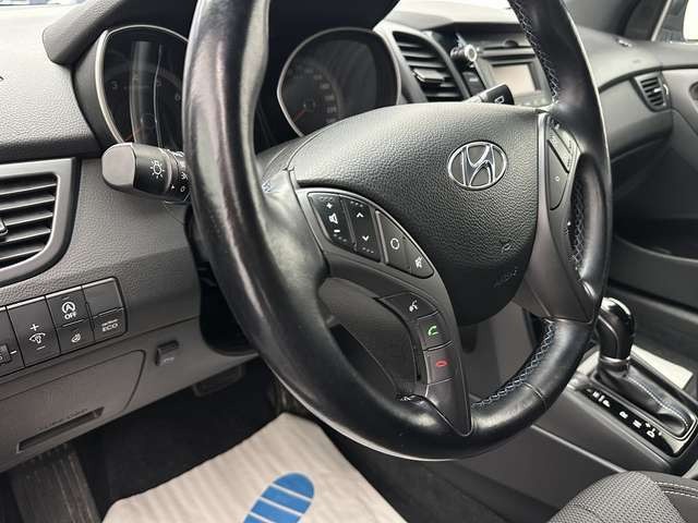 Hyundai i30 blue Passion 