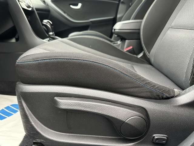 Hyundai i30 blue Passion 