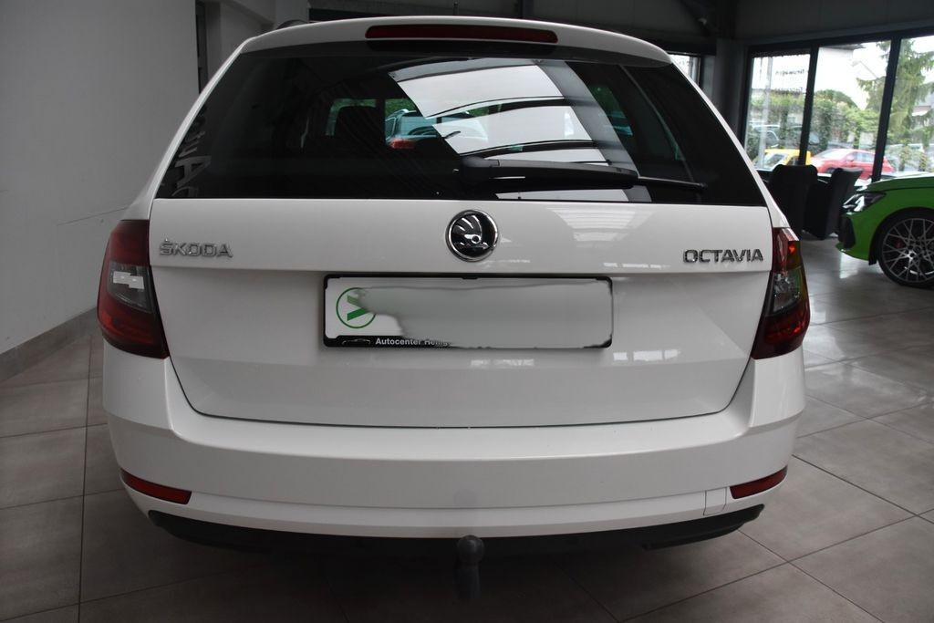 Skoda Octavia Combi Soleil LED AppNavi Tempo PDC AHK