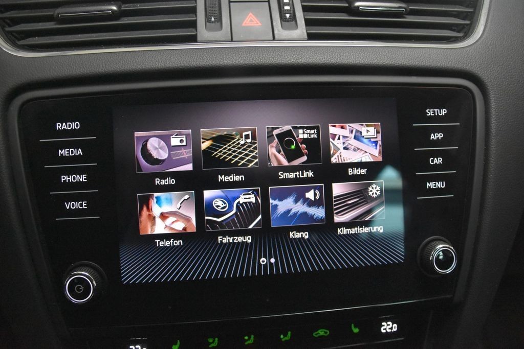 Skoda Octavia Combi Soleil LED AppNavi Tempo PDC AHK