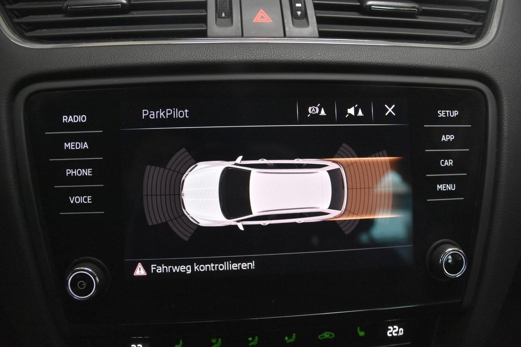 Skoda Octavia Combi Soleil LED AppNavi Tempo PDC AHK
