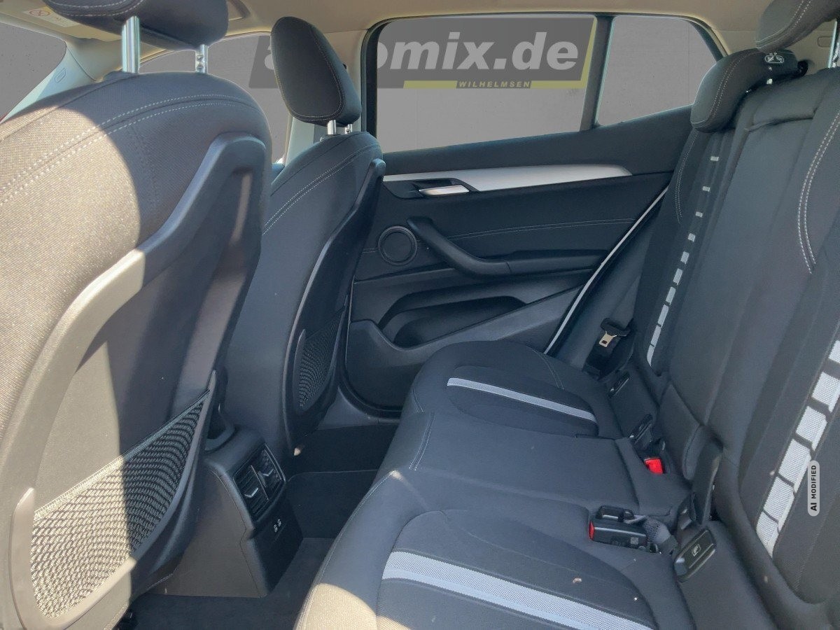 BMW X2 sDrived 18 LM