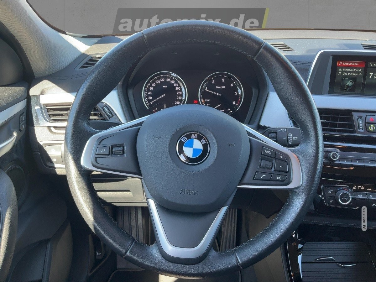 BMW X2 sDrived 18 LM