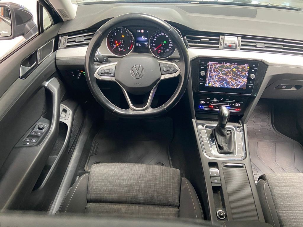 Volkswagen Passat Variant Passat Navi 3Z-Klima APPconenct ACC PDC AHK LED