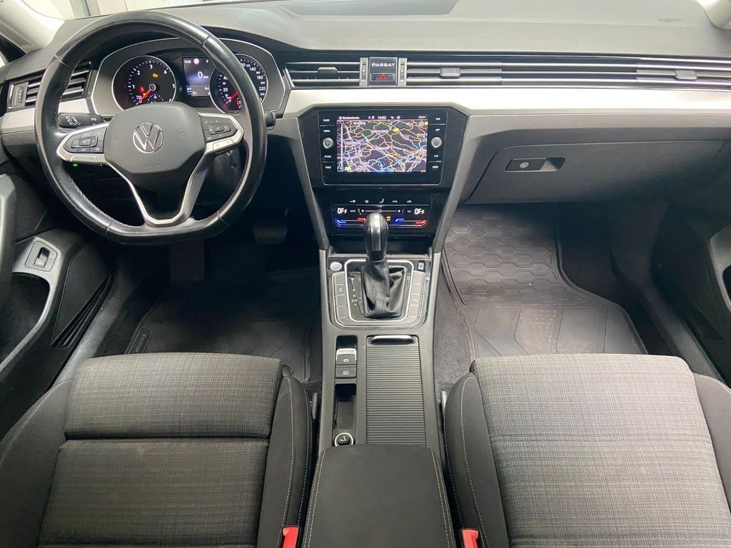 Volkswagen Passat Variant Passat Navi 3Z-Klima APPconenct ACC PDC AHK LED