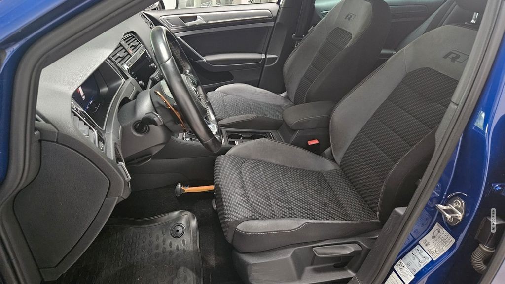 Volkswagen Golf VII Variant Highl DSG R-Line Panorama Navi