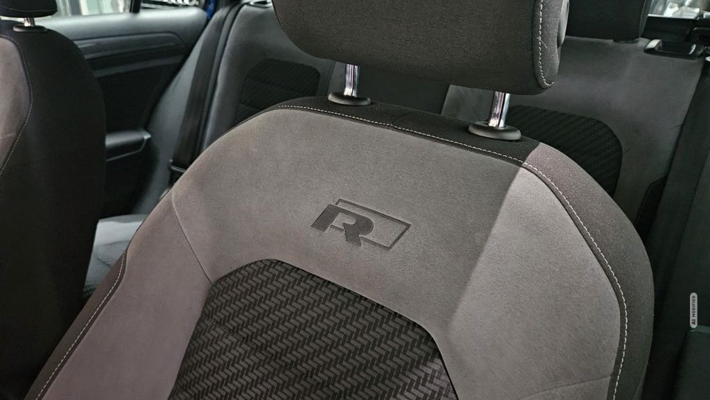 Volkswagen Golf VII Variant Highl DSG R-Line Panorama Navi