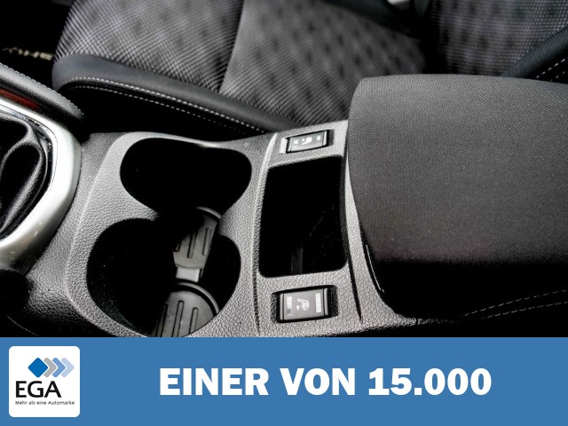 Nissan Qashqai N-Connecta AHK Navi 360 Kamera Mehrzonenklima DAB Ambientebeleuchtung SH