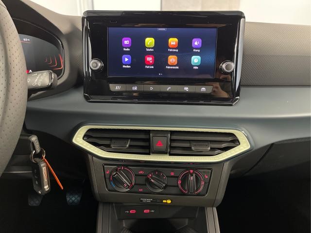 Seat Ibiza Facelift Style 95PS Kamera+ACC+GV5+App-...