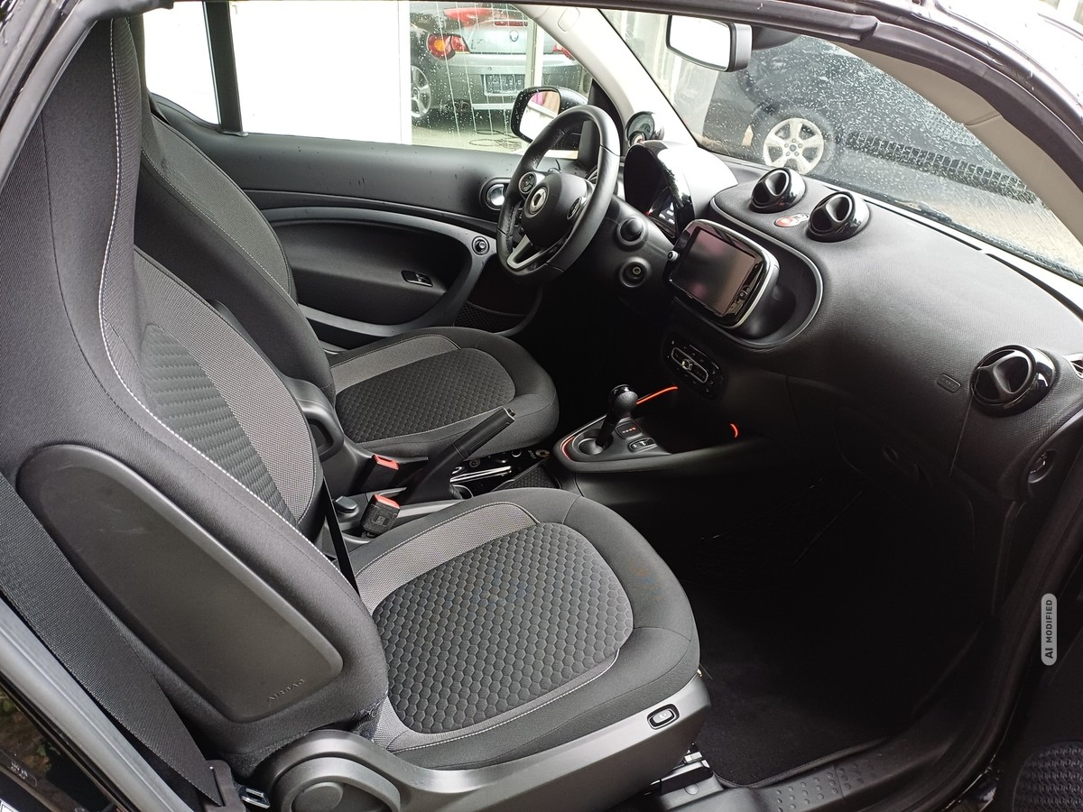 Smart ForTwo EQ cabrio*EXCLUSIVE*22kW*CAM*MEDIA*ALLW*LED*SHZ*