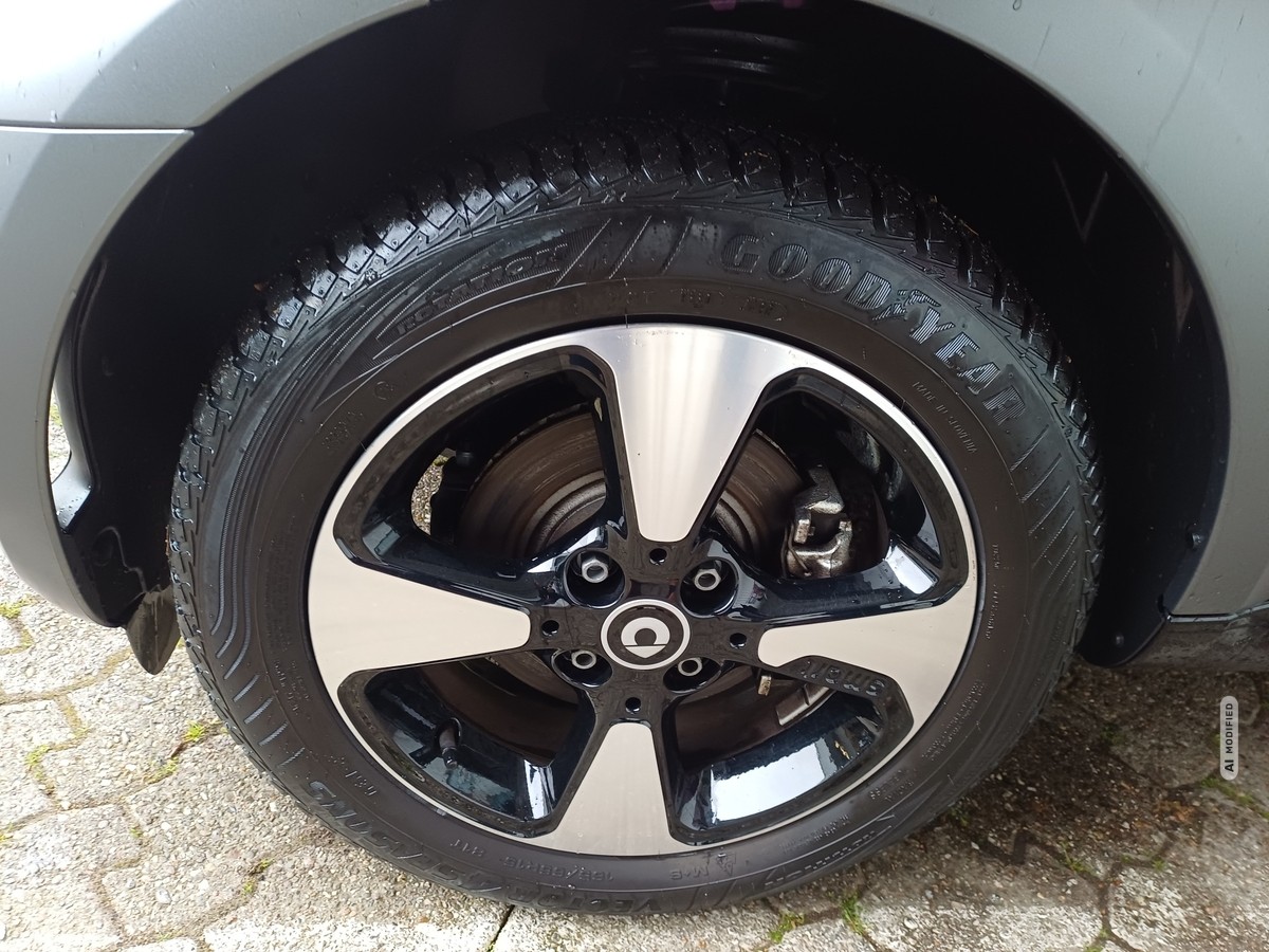 Smart ForTwo EQ cabrio*EXCLUSIVE*22kW*CAM*MEDIA*ALLW*LED*SHZ*