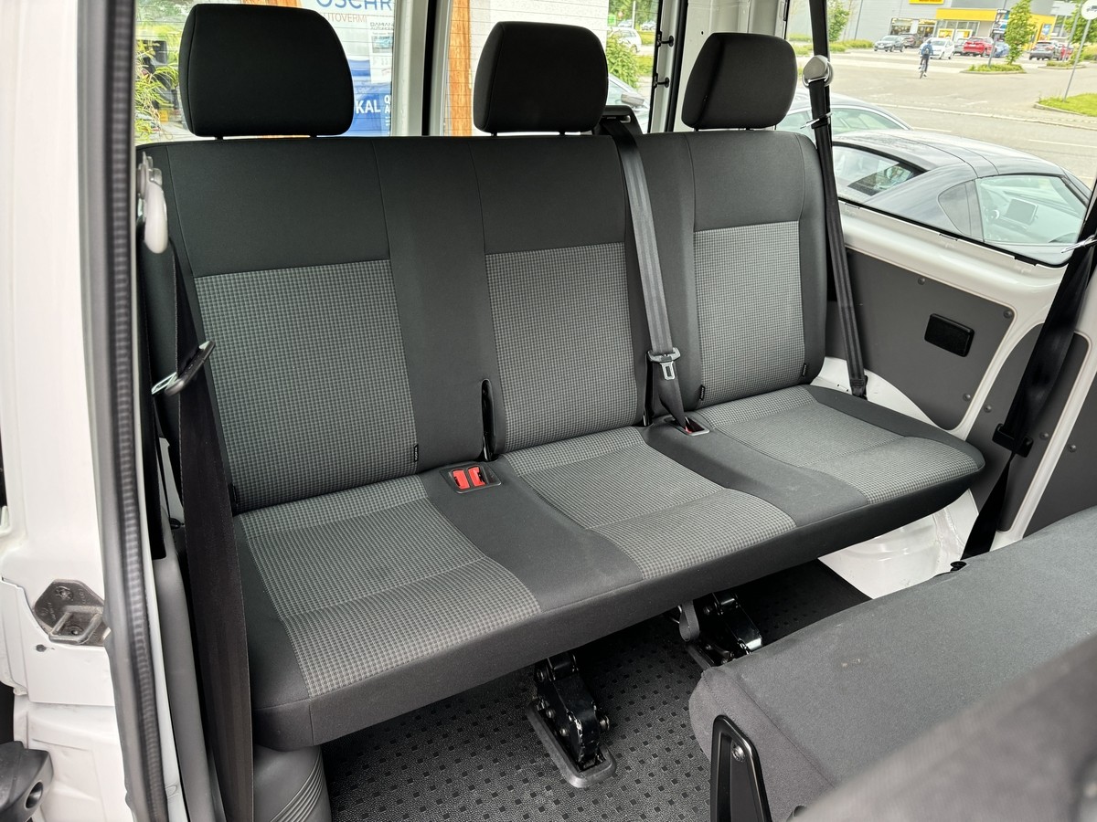 Volkswagen T6 Kombi T6.1 Kombi 2.0 TDI L1H1 9-Sitzer Automatik