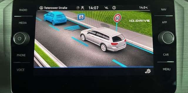 Volkswagen Passat 2.0TDI Business LED NAVI KAMERA CARPLAY