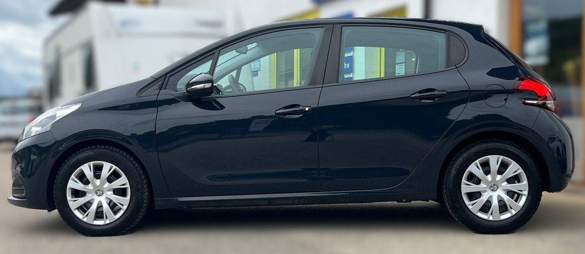 Peugeot 208 1.2 PureTech 82 Active *1.Hand*
