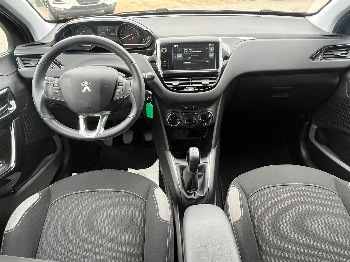 Peugeot 208 1.2 PureTech 82 Active *1.Hand*