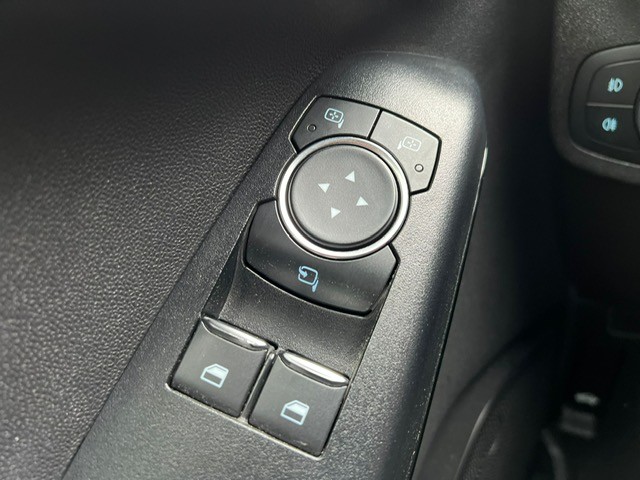Ford Fiesta 1.1 Cool&Connect Klima - Tempobgr. - 8fach.be - PDCh.