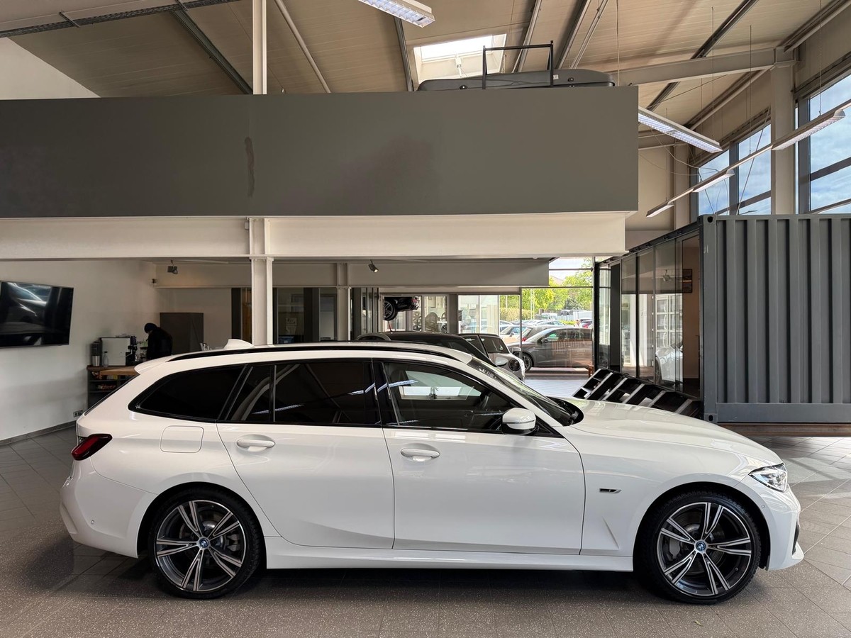 BMW 330 e M Sport Shadow-Line LiveCockpit Prof. ACC R.Cam