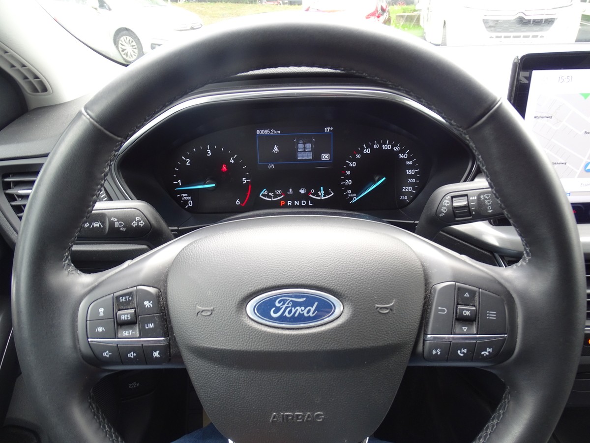 Ford Focus 1.5 EcoBlue Turnier Titanium Automatik