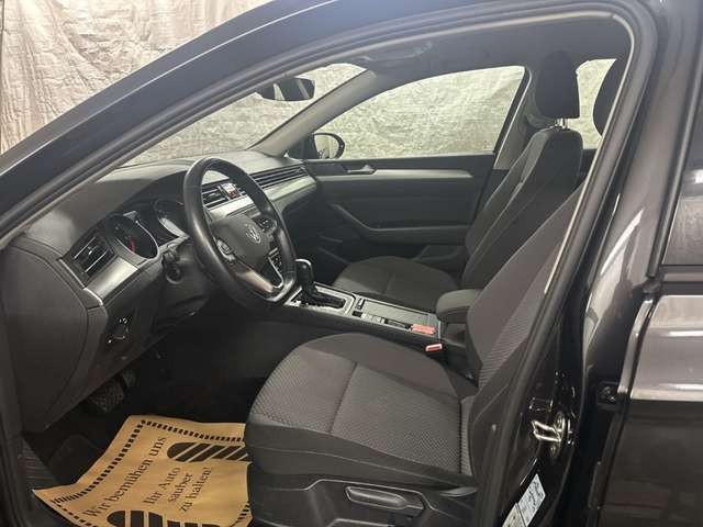Volkswagen Passat 2.0TDI Business NAVI LED KAMERA CARPLAY