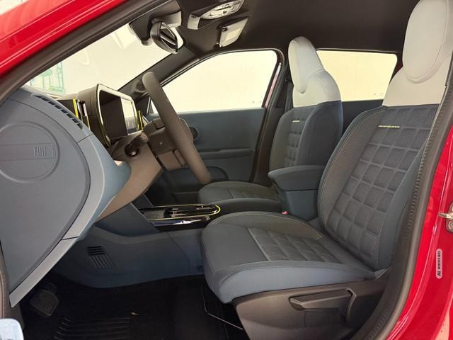 Fiat Grande Panda LA PRIMA HYBRID 1.2 eDCT 81kW (110PS) Klimaautomatik, Radio, DAB, N