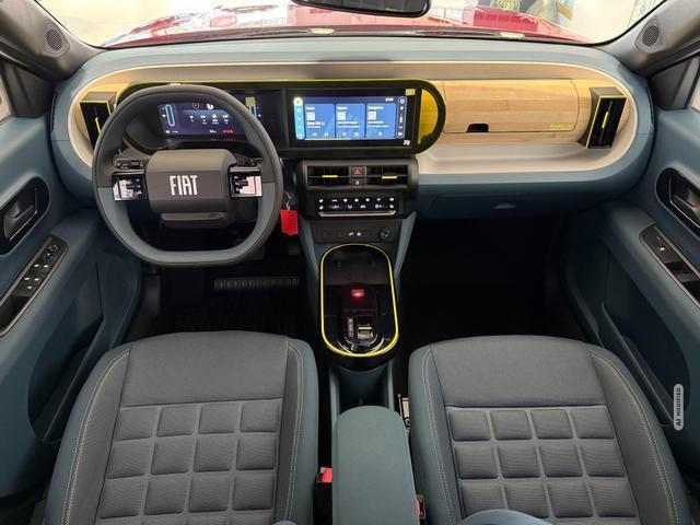 Fiat Grande Panda LA PRIMA HYBRID 1.2 eDCT 81kW (110PS) Klimaautomatik, Radio, DAB, N