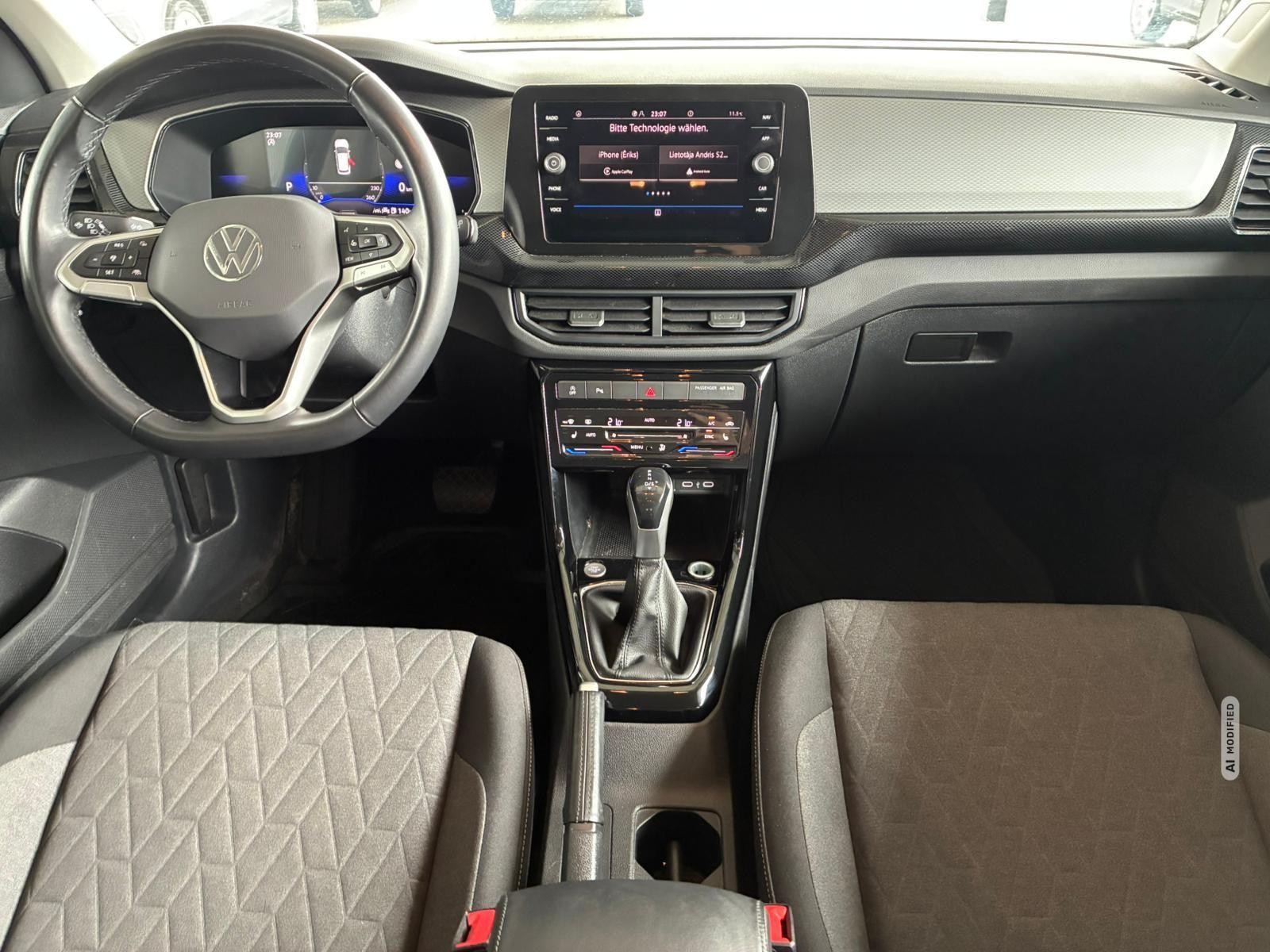 Volkswagen T-Cross Life 1.0 TSI DSG / Matrix-LED / ACC / Kamera / Shz vorne / Apple Carplay