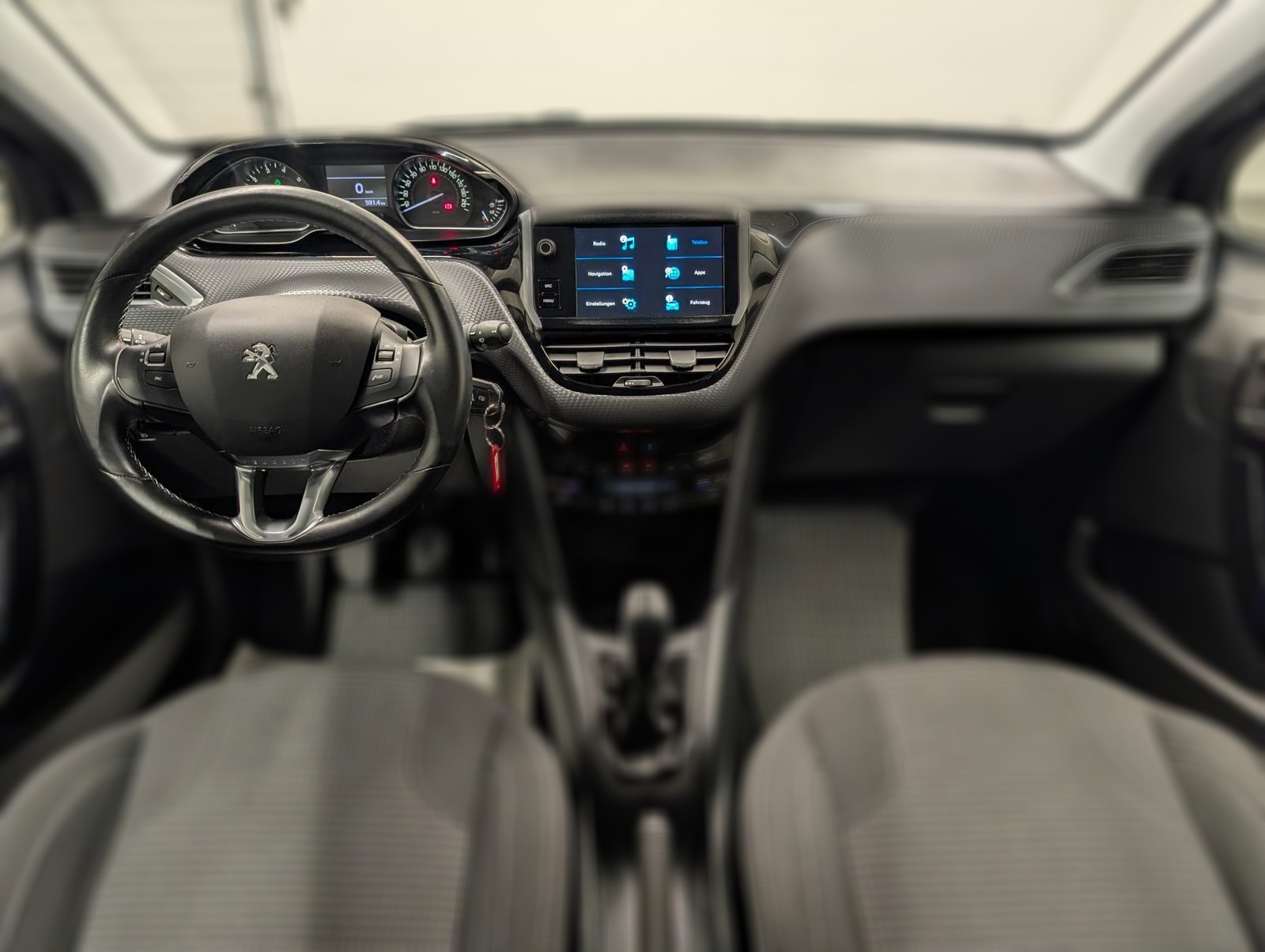 Peugeot 208 Allure Navi/Carplay/SHZ/PDC/Tempom./16-LM