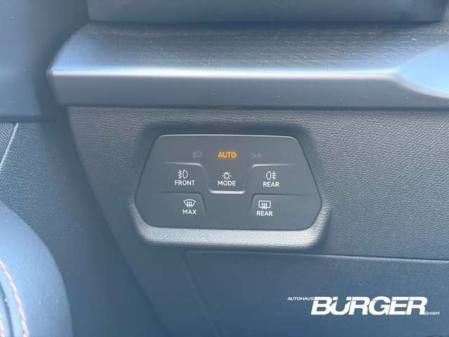 Cupra Leon ST 1.5 eTSI Navi Kamera Voll-LED ACC Winterpaket C