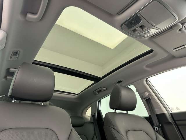 Hyundai Tucson Premium 2WD 