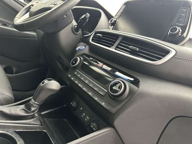 Hyundai Tucson Premium 2WD 