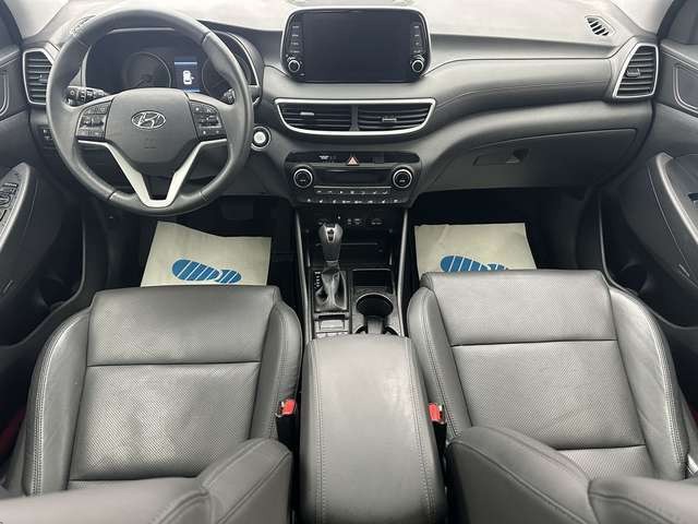 Hyundai Tucson Premium 2WD 
