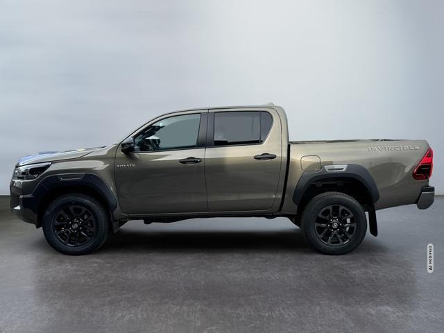 Toyota Hilux INVINCIBLE Double Cab 2.8 D-4D 4x4 Lede...