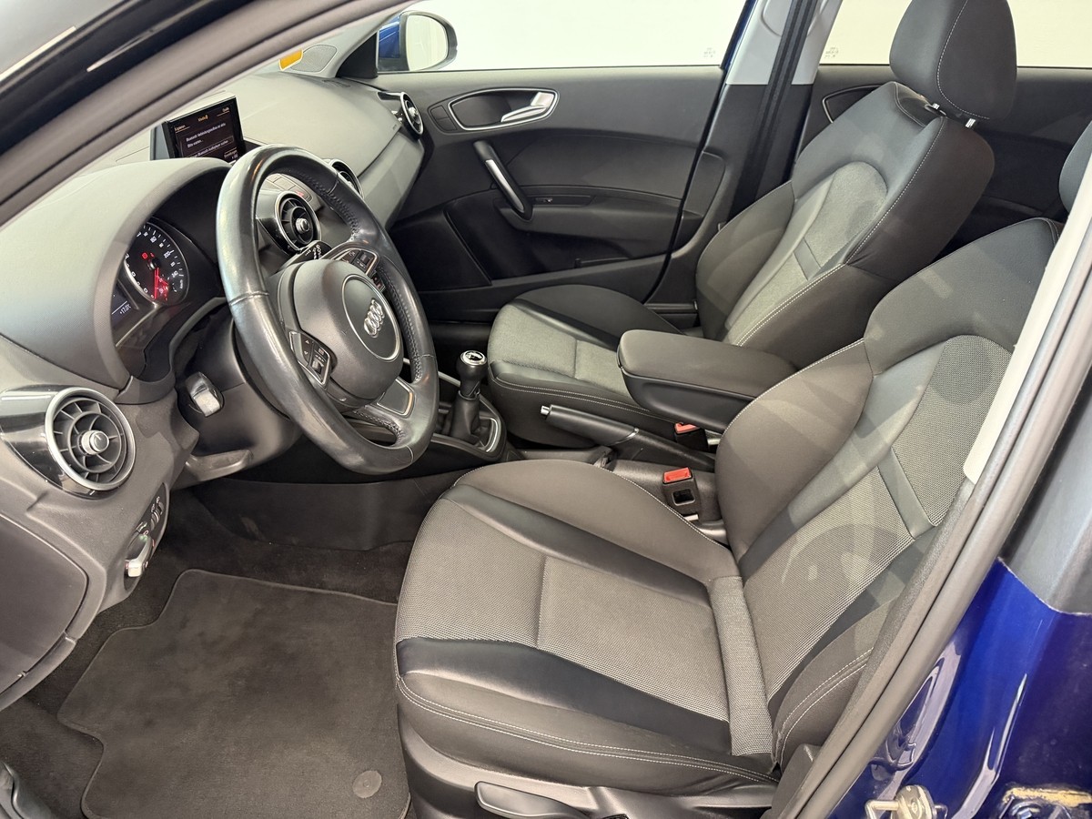 Audi A1 1.0 TFSI Sportback*8-Fach*BremsenNEU*