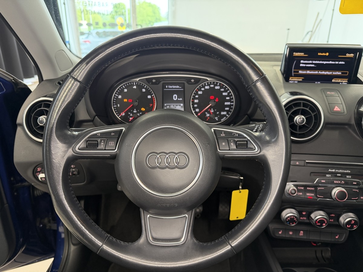 Audi A1 1.0 TFSI Sportback*8-Fach*BremsenNEU*