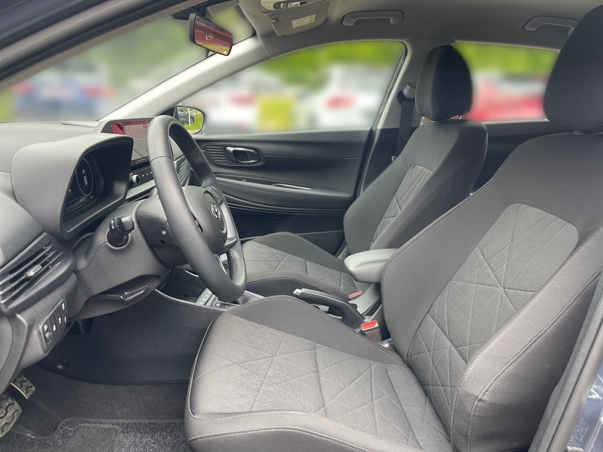 Hyundai Bayon 1.0 T-GDI Trend MHEV 2WD Sitzh. Navi App PDC Kamera