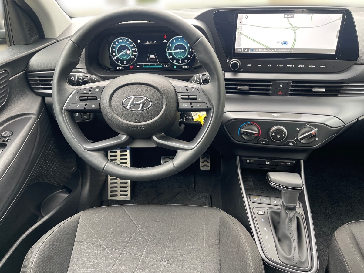 Hyundai Bayon 1.0 T-GDI Trend MHEV 2WD Sitzh. Navi App PDC Kamera