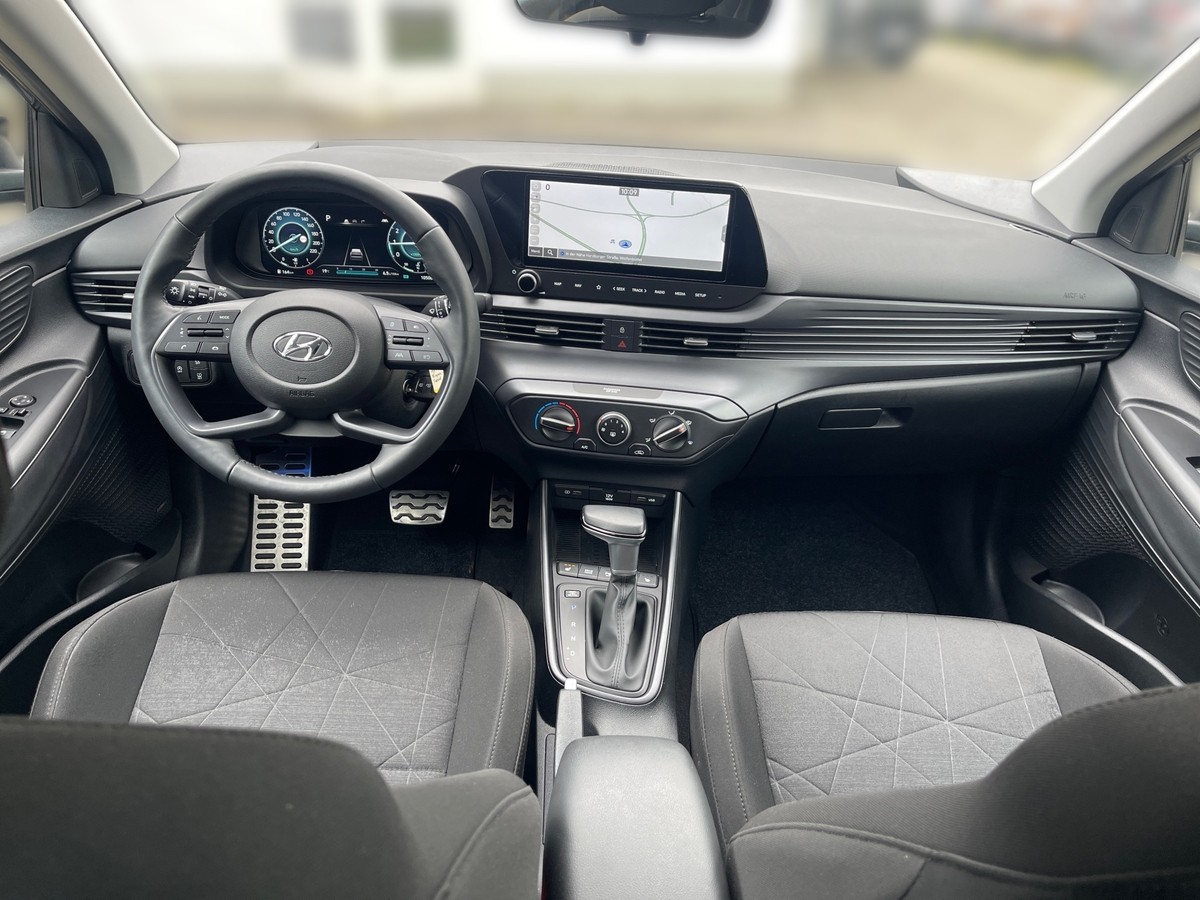 Hyundai Bayon 1.0 T-GDI Trend MHEV 2WD Sitzh. Navi App PDC Kamera