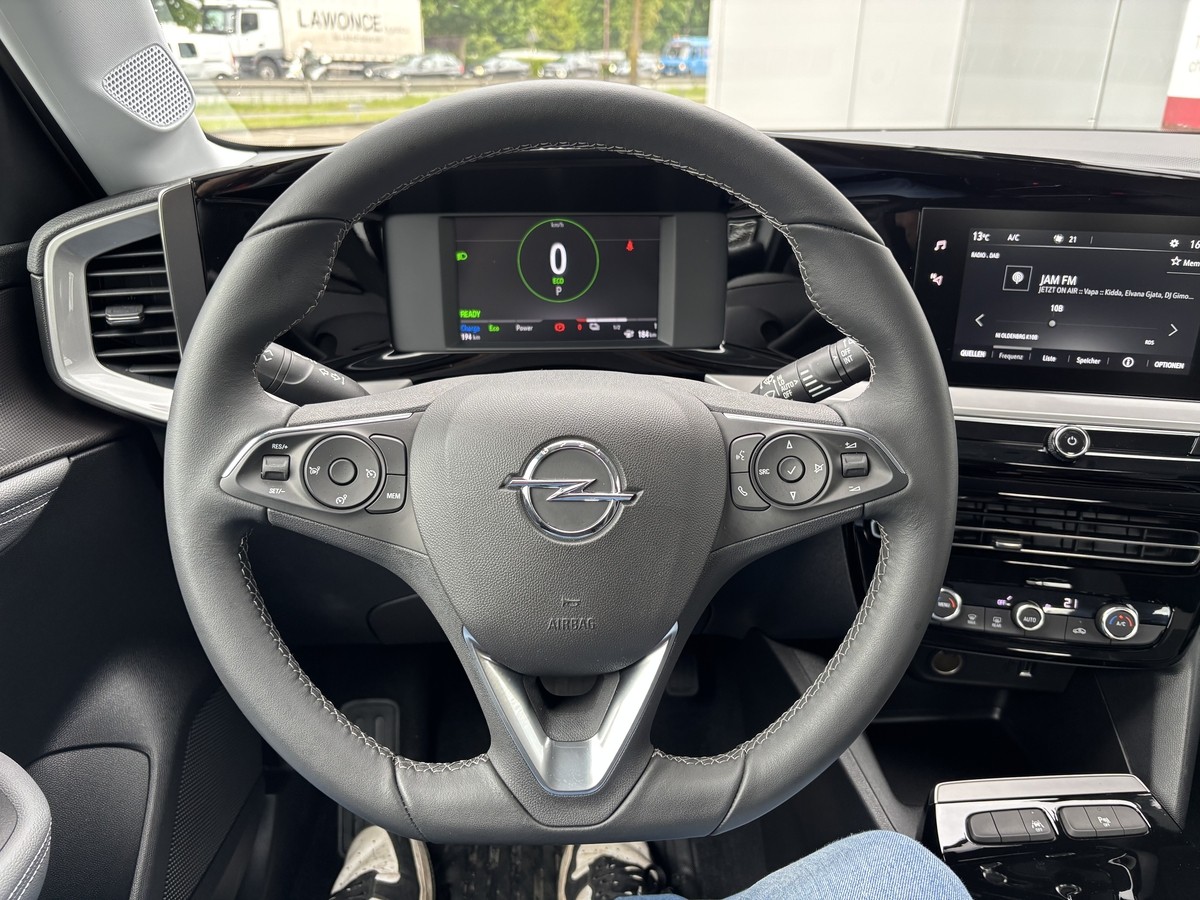 Opel Mokka-e Elegance*AUTOMATIK*LED*CARPLAY*KAMERA*KEYLES