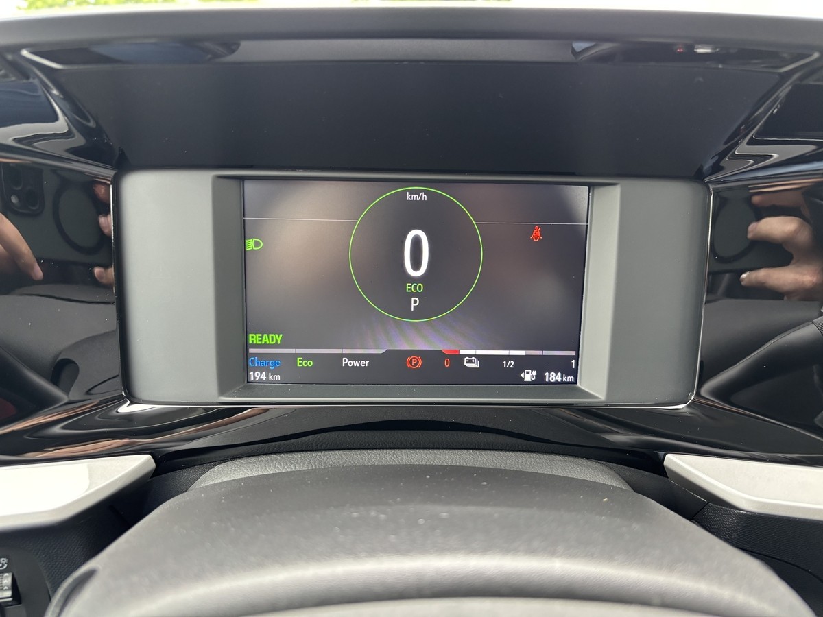 Opel Mokka-e Elegance*AUTOMATIK*LED*CARPLAY*KAMERA*KEYLES